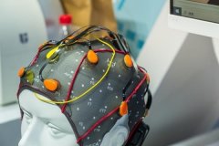 首个脑科学取脑机接口财产园正式揭牌